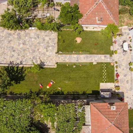 Clairy In Argalasti, Pelion Αργαλαστή