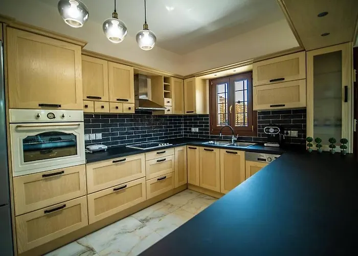 Clairy In Argalasti, Pelion *